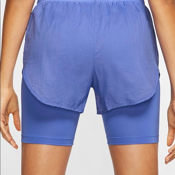 NIKE 2in1 shorts from Revolve size small NWOT - Picture 3 of 3